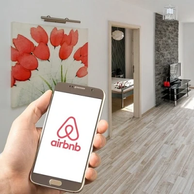 Anfitriones Airbnb Booking Idealista